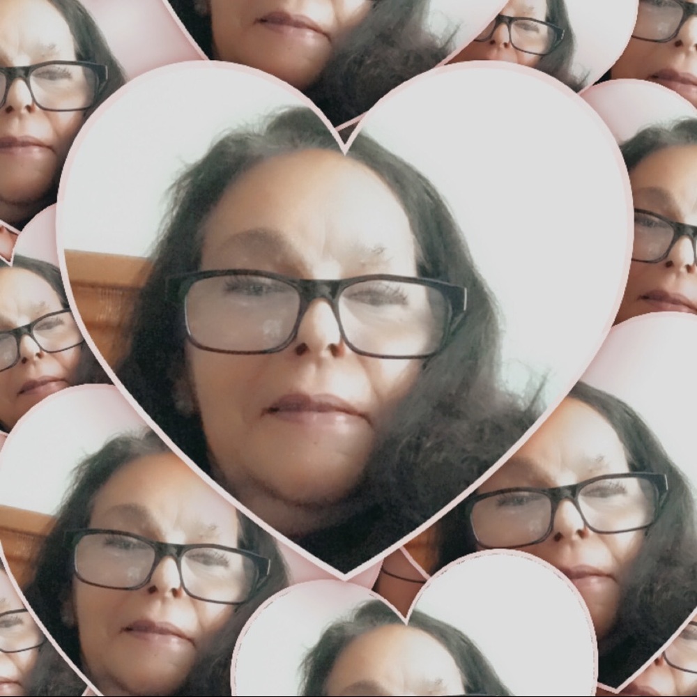 Meet your Posher, Debra